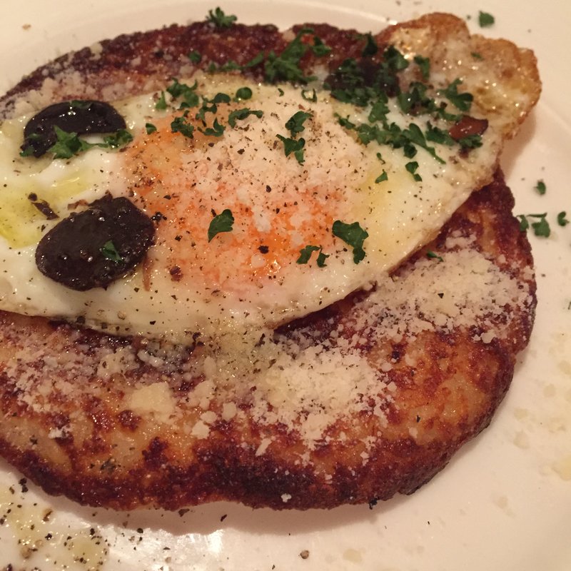 パルミジャーノと半熟卵の焼きリゾット(クイーン・オブ・チキンズ 新橋本店 （Queen of Chikens）)