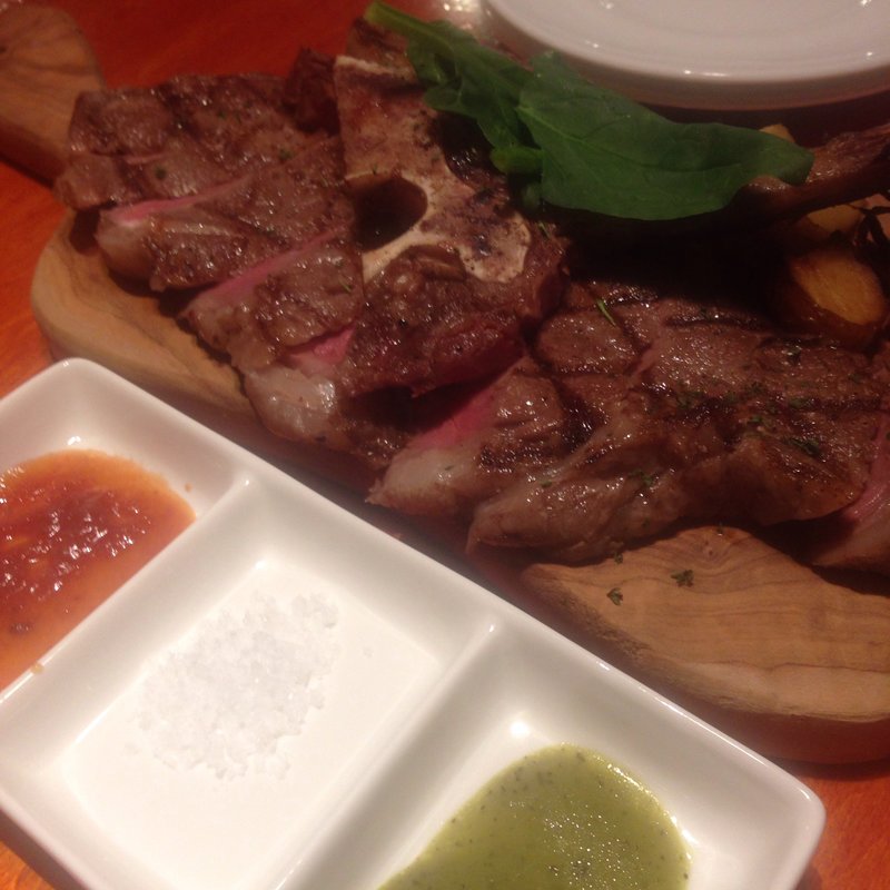 Tボーンステーキ（600g）(巴里食堂 ４ｃｈｏｍｅ店 （パリショクドウ）)