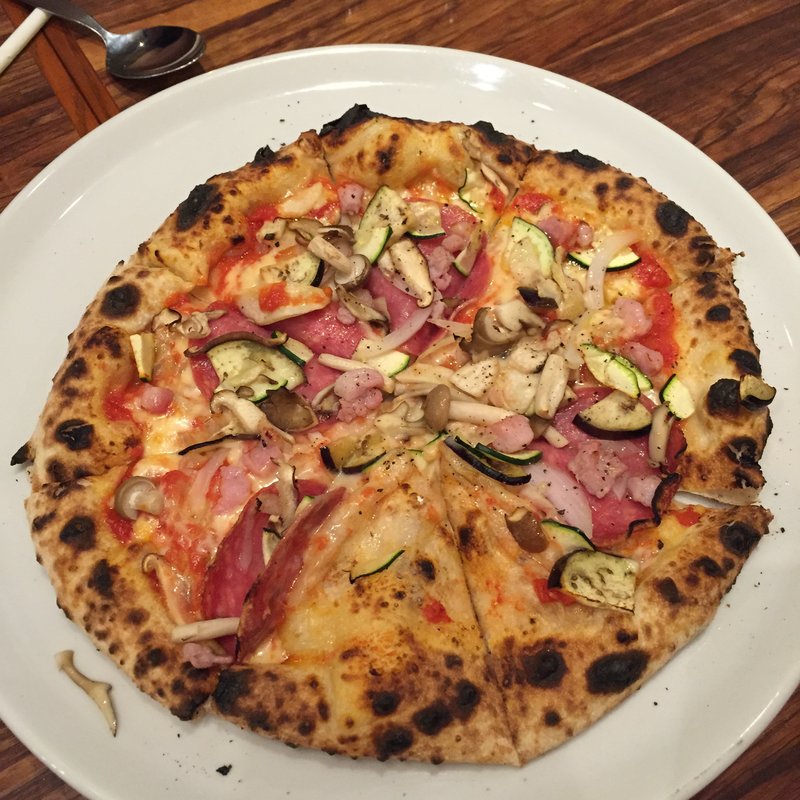 カプリチョーザ ピッツァ(カプリチョーザ)