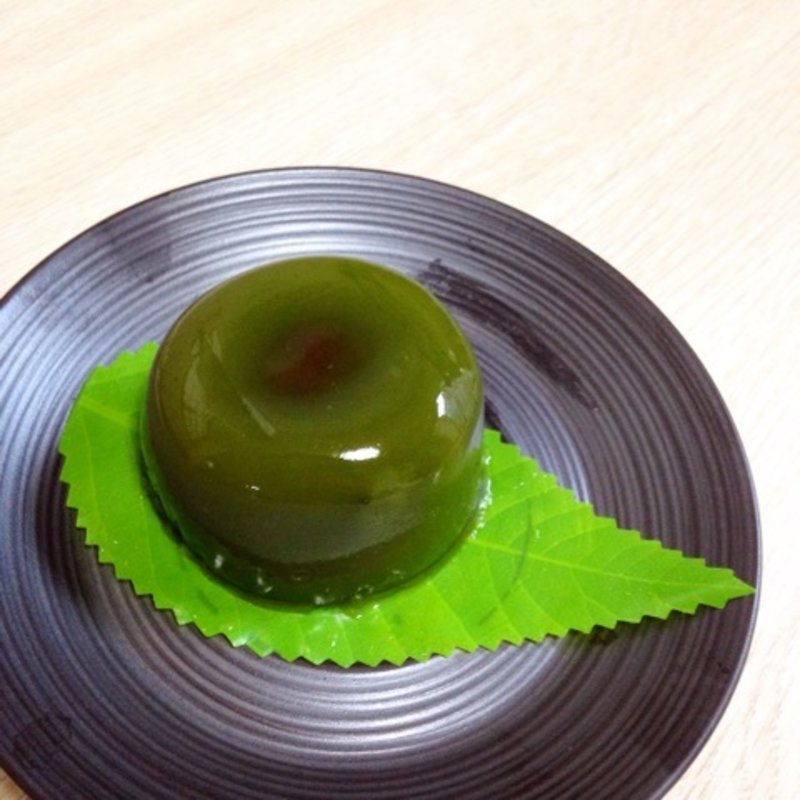 水まんじゅう (抹茶)(伊勢屋)