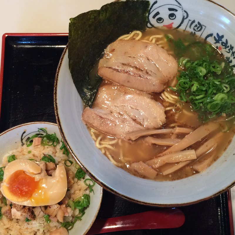 ランチセット、きみちゃんラーメン＋ミニチャーシュー丼(きみちゃんラーメン)