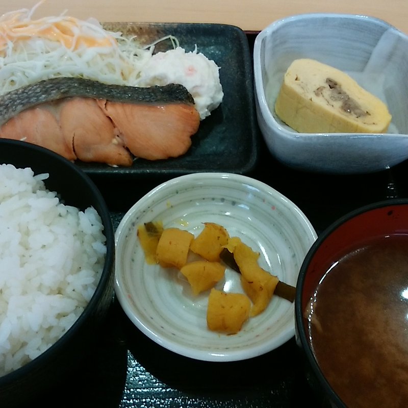 朝定食(とことん食堂)