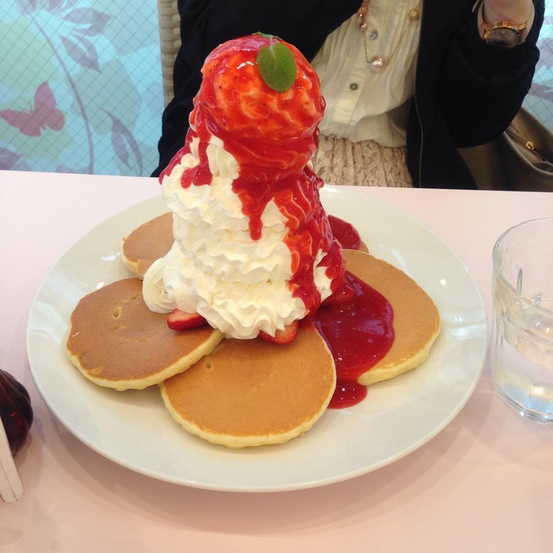 ホイップタワーパンケーキ(デニーロ)