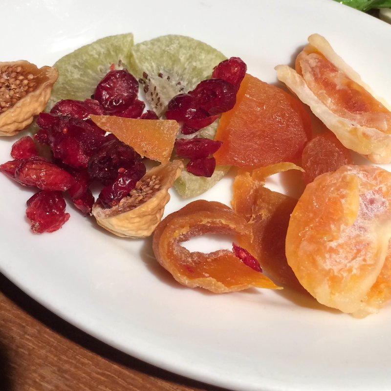 ドライフルーツ(炭火とワイン)