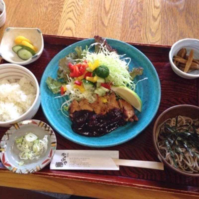 鶏肉蒸焼ランチ (かつみや)