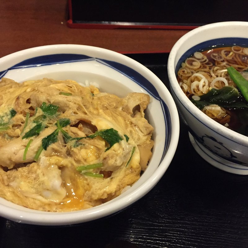 親子丼セット(そば処 信州屋 渋谷店)