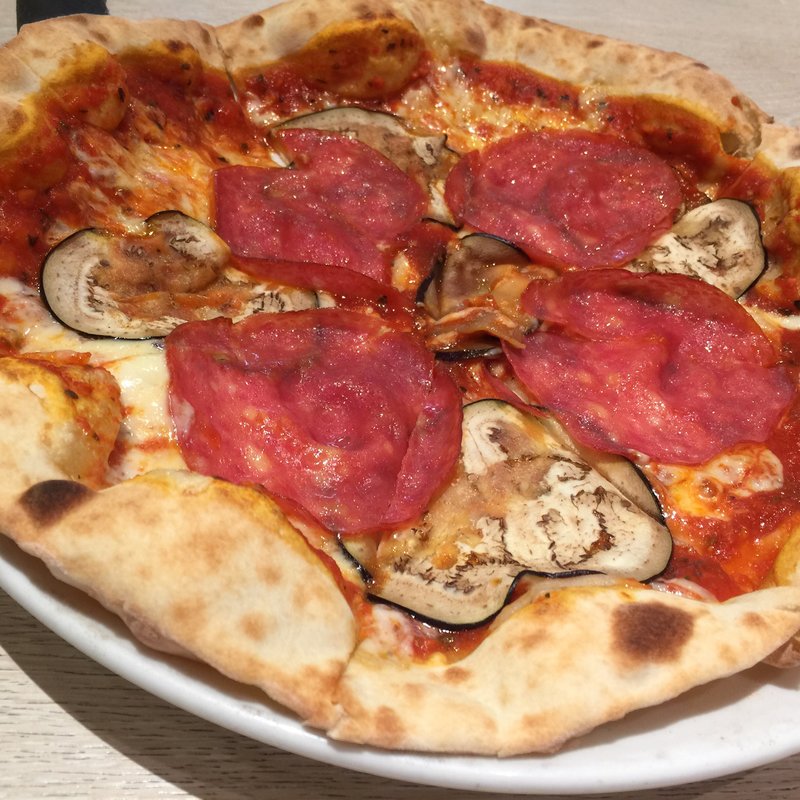 ナスとイタリアンソーセージ(マカロニ市場 青葉店)