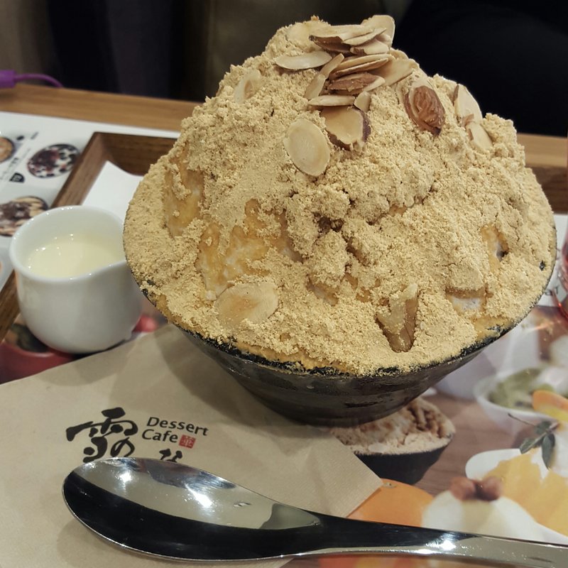 きなこ雪(雪のはな)