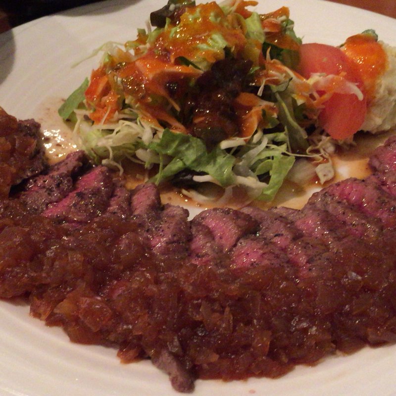 ビーフステーキ(洋食鉄板焼 OPEN SESAME！（オープンセサミ！）)