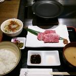 限定黒毛和牛ステーキ定食 (鉄板料理　要)