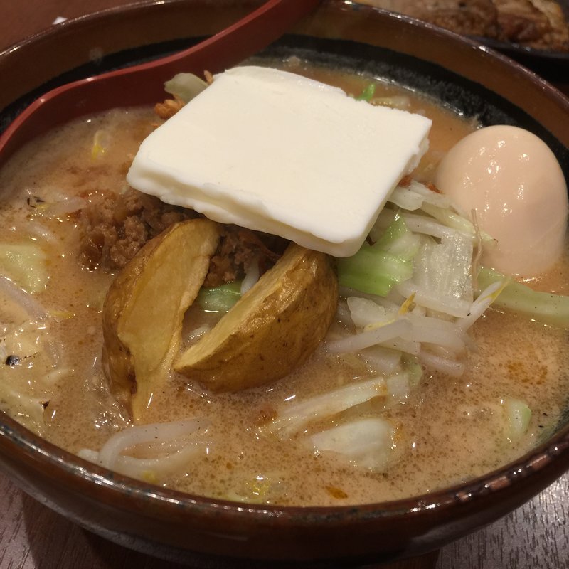 北海道味噌野菜ラーメン(蔵出し味噌 麺場壱歩 武蔵村山店)