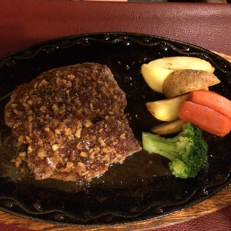 お得ステーキ(れんがや)