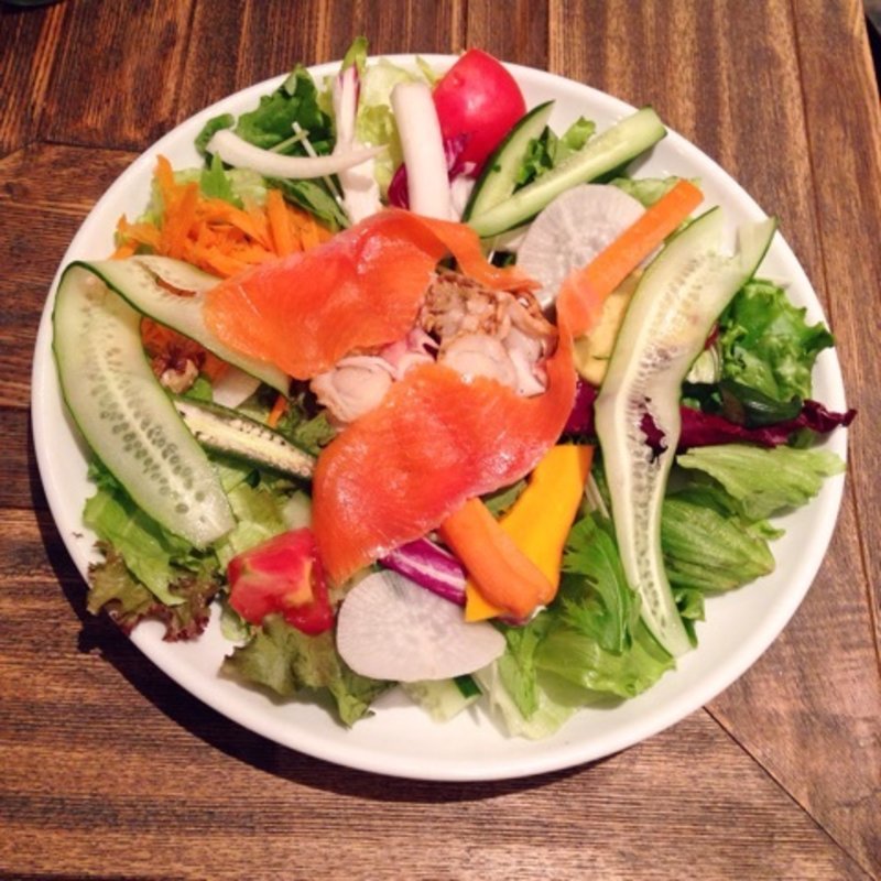函館直送魚介の無農薬野菜サラダランチ (ラシーヌ)