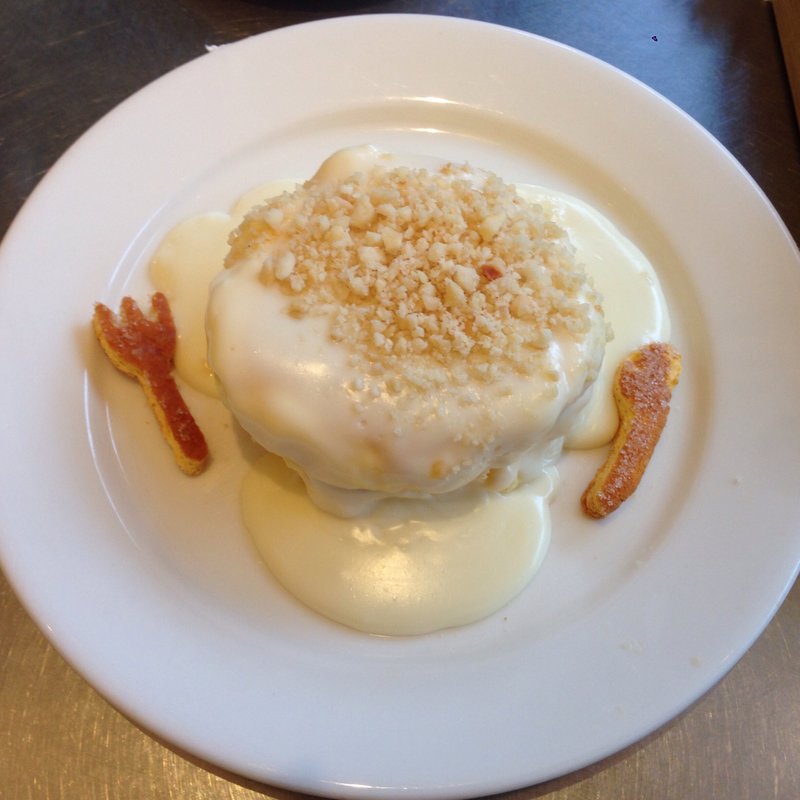 マカダミアナッツソース(レインボーパンケーキ)