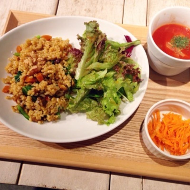 カブの葉入りドライカレー(アインソフ　ソア　池袋)