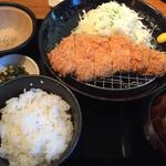 平田三元豚ロースかつ膳