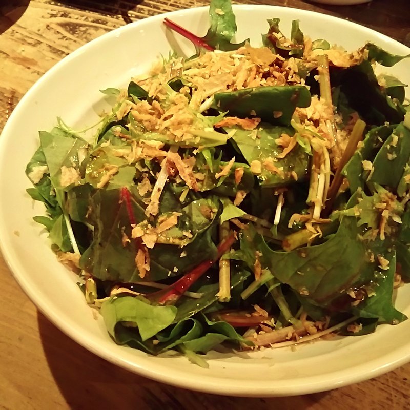 有機ほうれん草のサラダベーコンドレッシング(手羽唐一歩。浜町店)