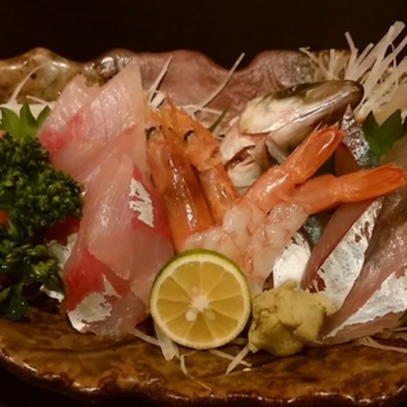刺身盛り合わせ(居酒屋　つくし)