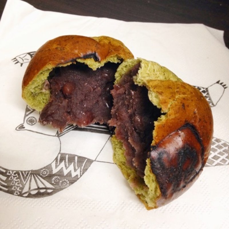 狭山茶ダブルあんぱん(川越ベーカリー楽楽)