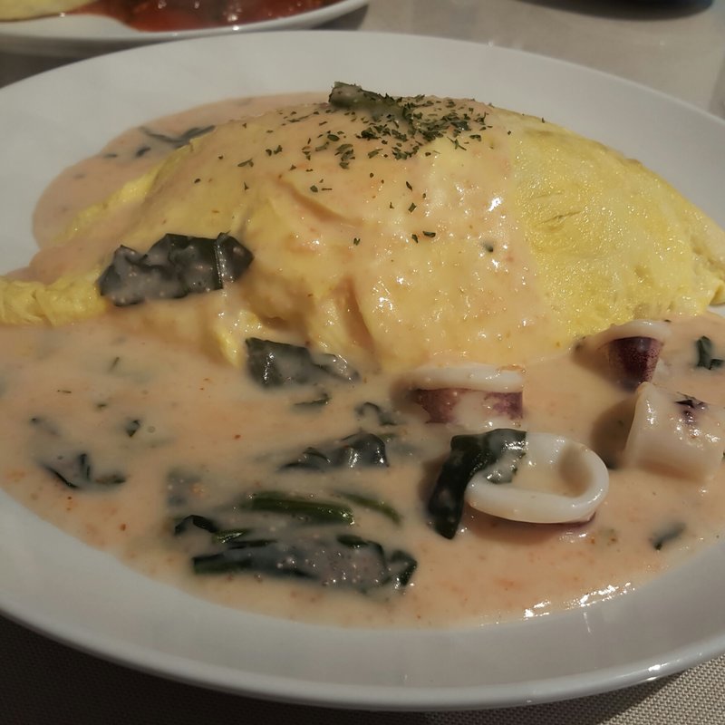 イカとほうれん草の明太子クリームソースオムライス（Sサイズ）(キッチンエッグス （Kitchen Eggs）)