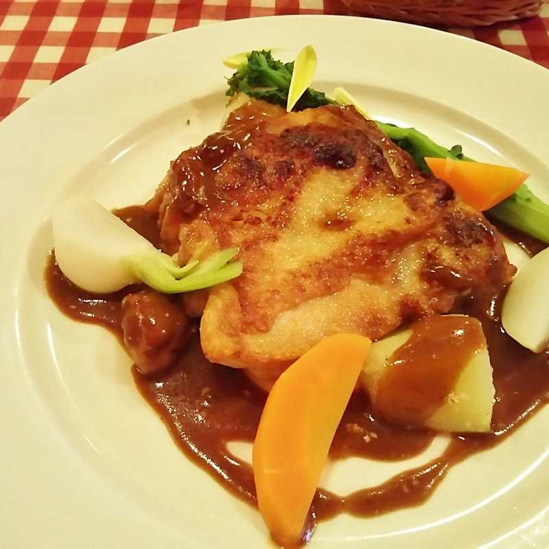 若鶏のロースト グリーンペッパーソース(ビストロ フォンテーヌ （Bistro Fontaine）)