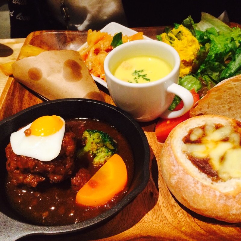 リトルビッグプレート　スモール(100本のスプーン FUTAKOTAMAGAWA)