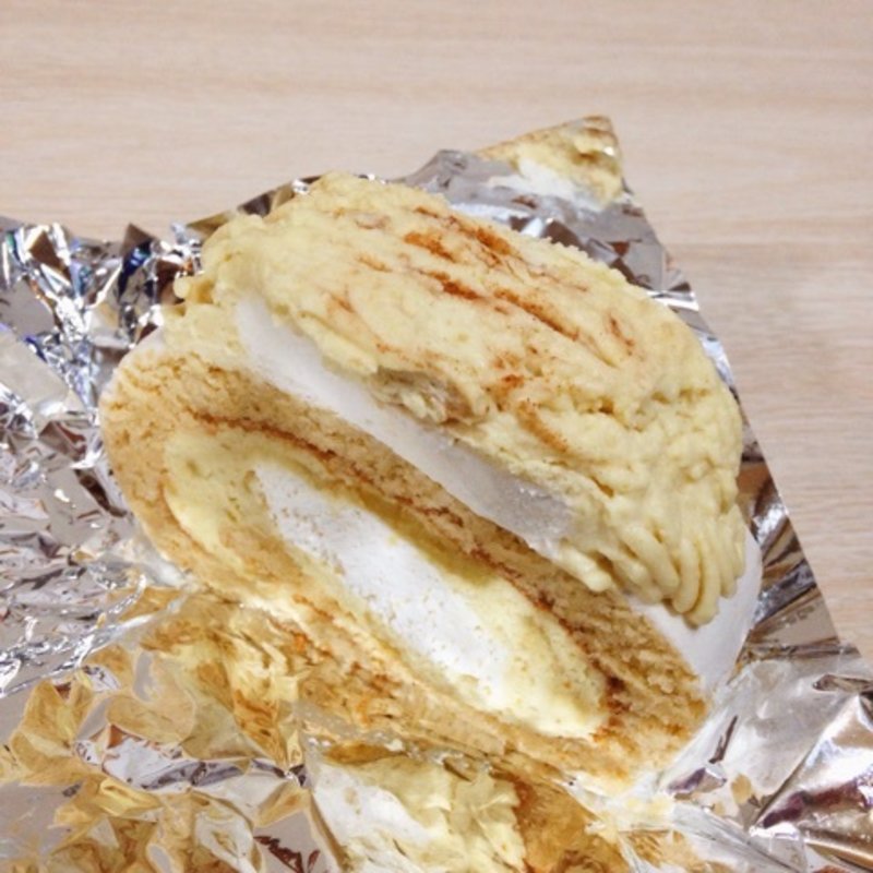 さつまいものロールケーキ(Lightning cafe)