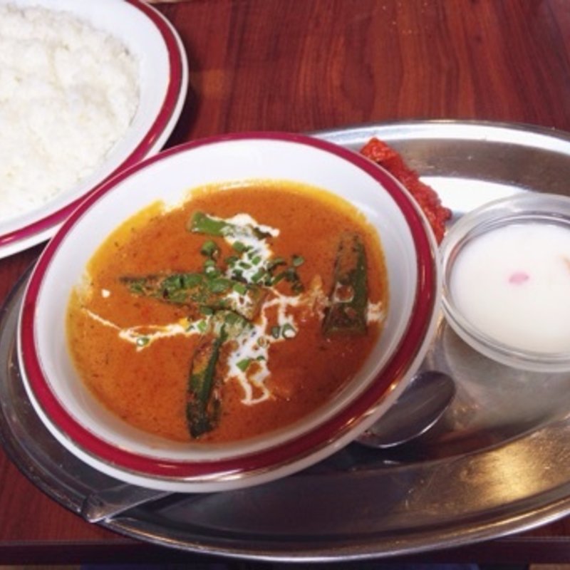 日替わりカレー(オクラチキン)セット(ガズル)