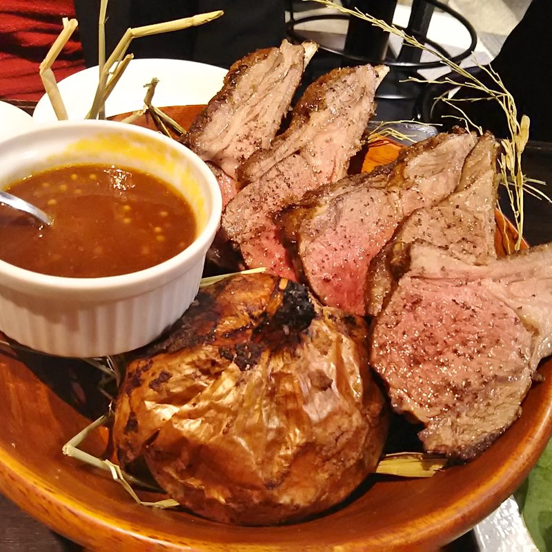 子羊の背肉のロースト　俺のスタイル(俺のフレンチ NINGYOCHO)