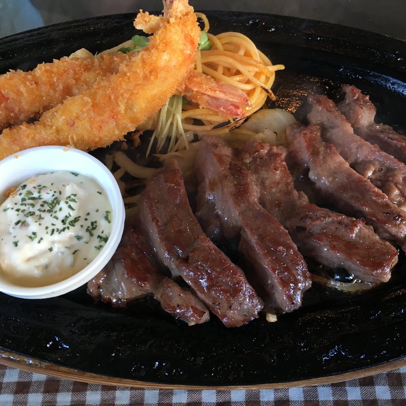 テンダーリーインSコンビ(ステーキハウス ドルフィン)