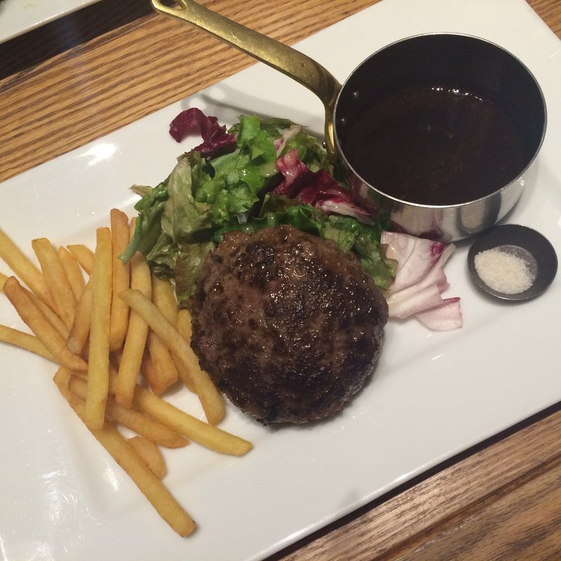 熟成肉の塩ハンバーグ(ビストロカフェ レディース&ジェントルメン （BISTRO CAFE LADIES & GENTLEMEN）)