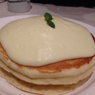 PANCAKES クリームチーズ (Cinnamon’s Restaurant 横浜山下公園店)