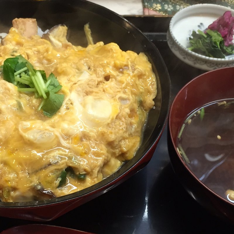 淡路鶏の親子丼(まごころ 手と手)