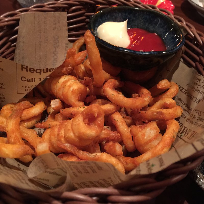 沖縄カーリーポテト(琉球酒場くわち家)