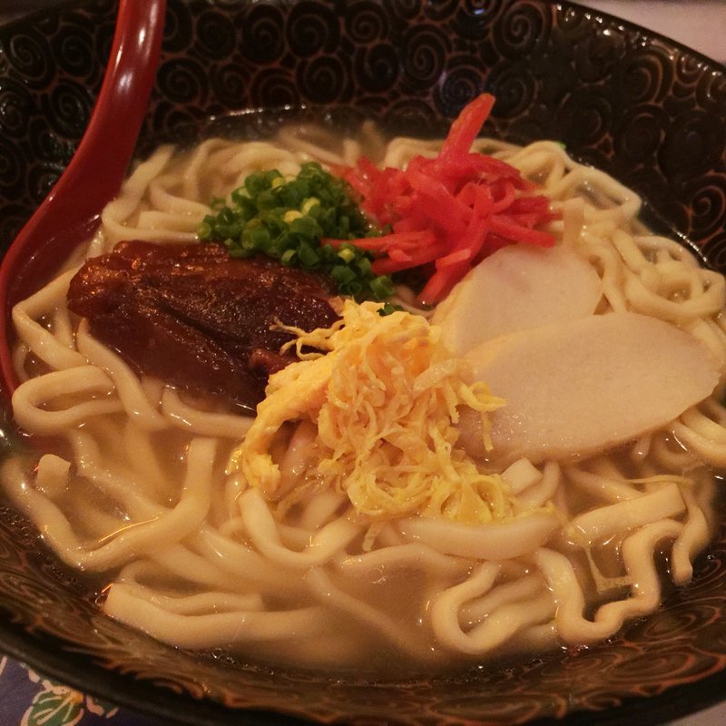 沖縄そば(琉球酒場 くわち家)