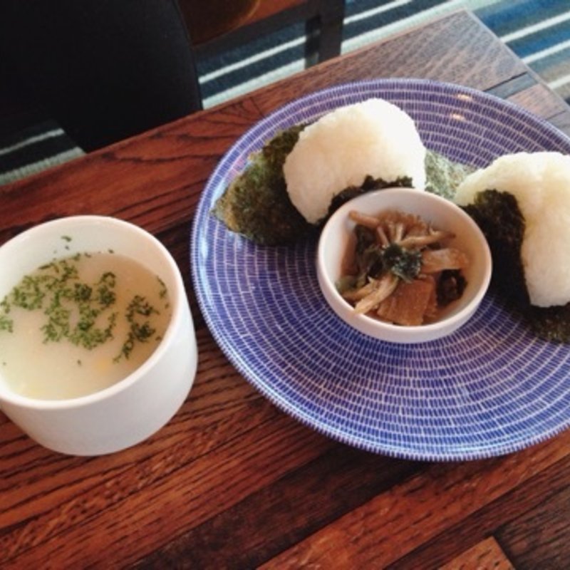 かーさんのおにぎりset(Cafe tree)