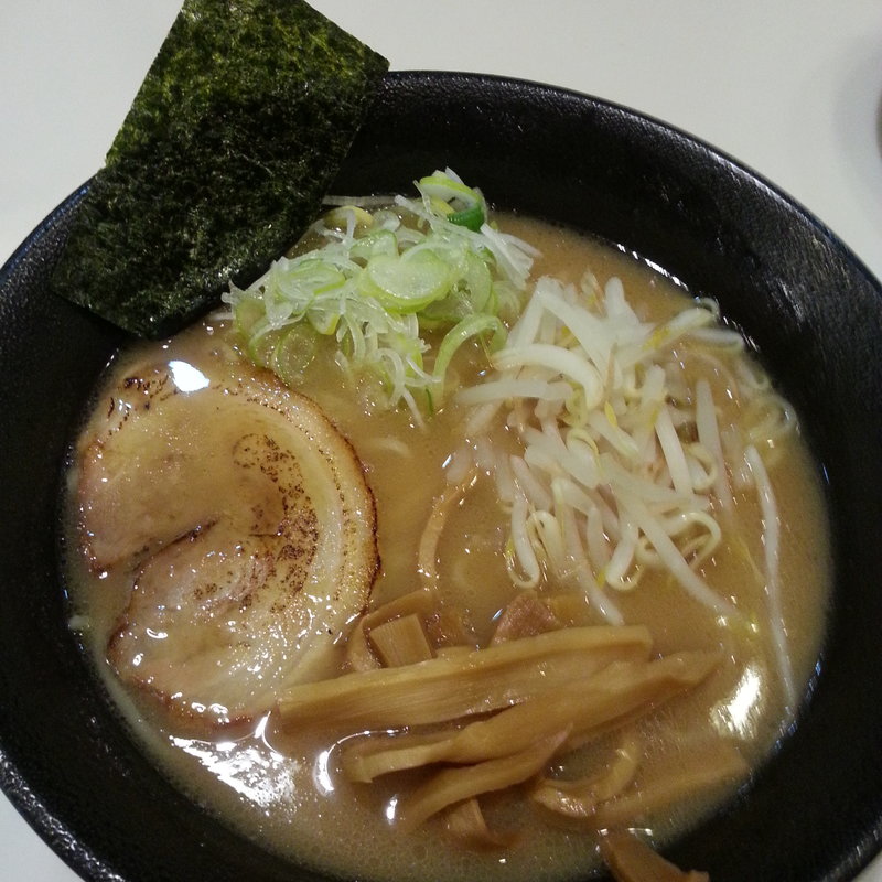 鶏ガラとんこつラーメン(麺や　桜木)