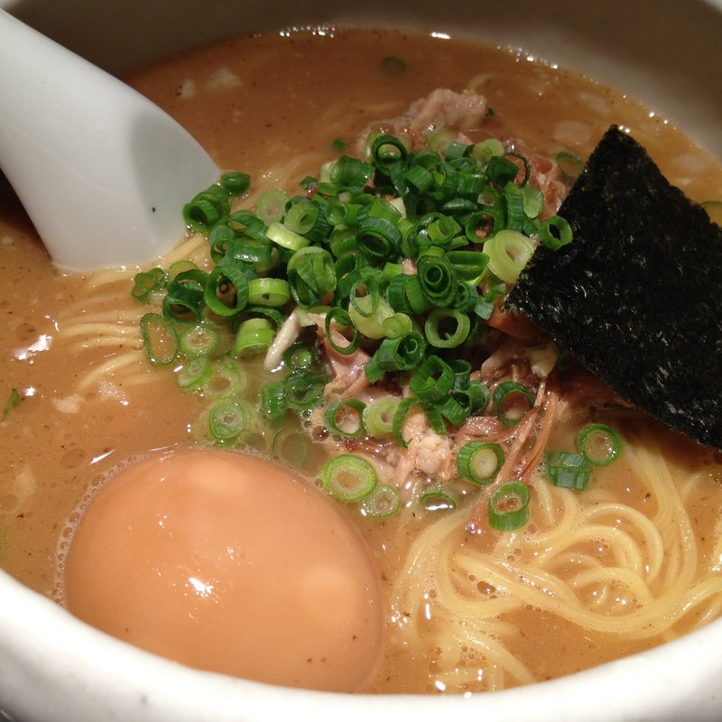 掛け豚そば、味玉(俺の空 池袋店)