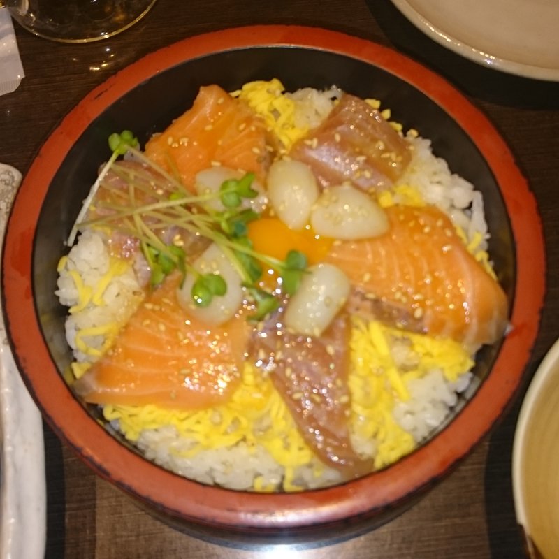 海鮮塩だれユッケ桶飯(ごちそう村 高砂店)