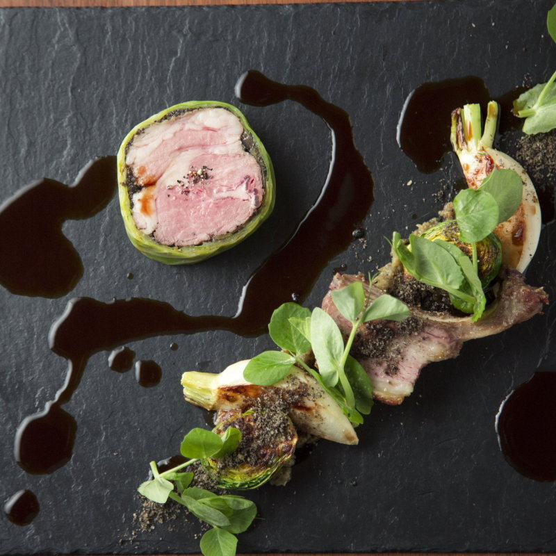 豚肉のグリル　蕪とともに(DUMAS （デュマ）)