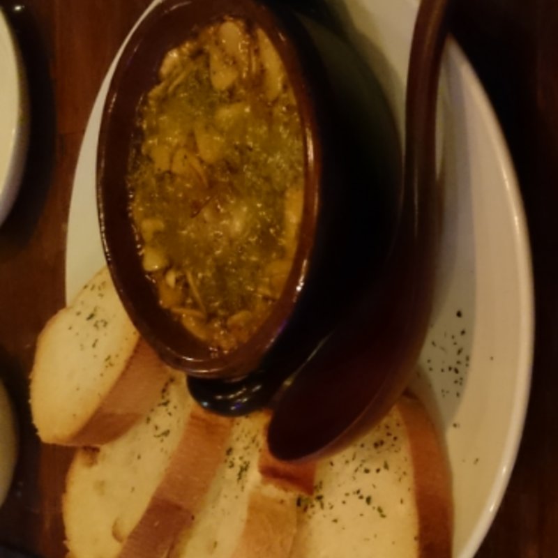 いろいろアヒージョ（つぶ貝）(LUMBER HOUSE)