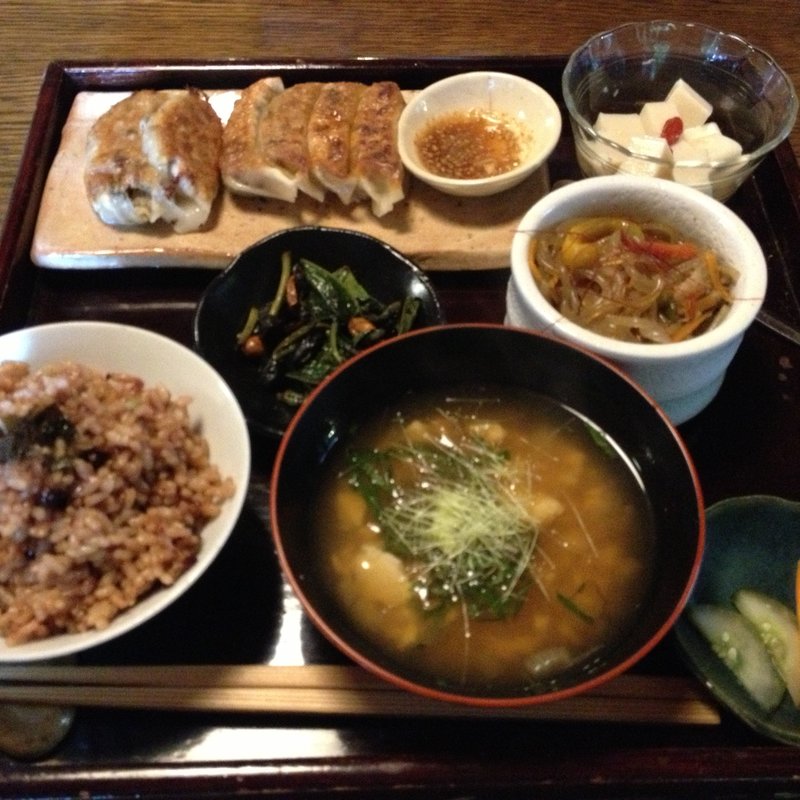 縄文定食(食堂ぺいす)