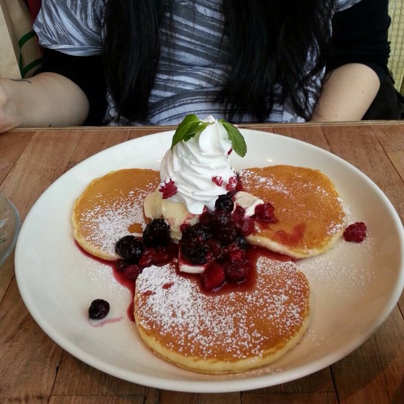 ベリーのパンケーキ(ハンズカフェ)