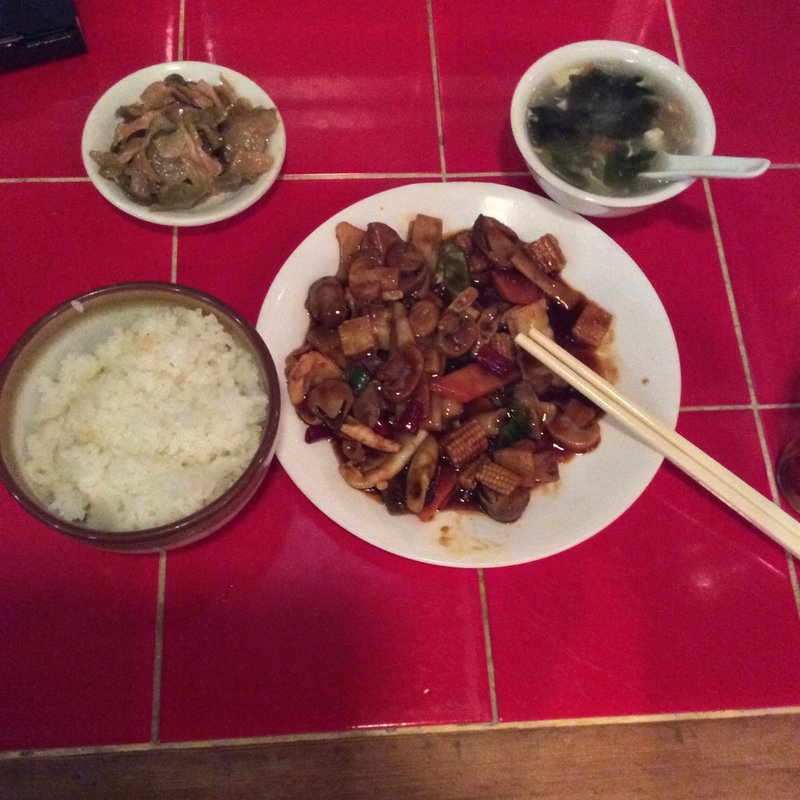 ピリ辛イカ炒め定食(台南市場)