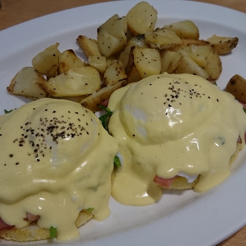エッグベネディクト(Eggs 'n Things 湘南江ノ島店)