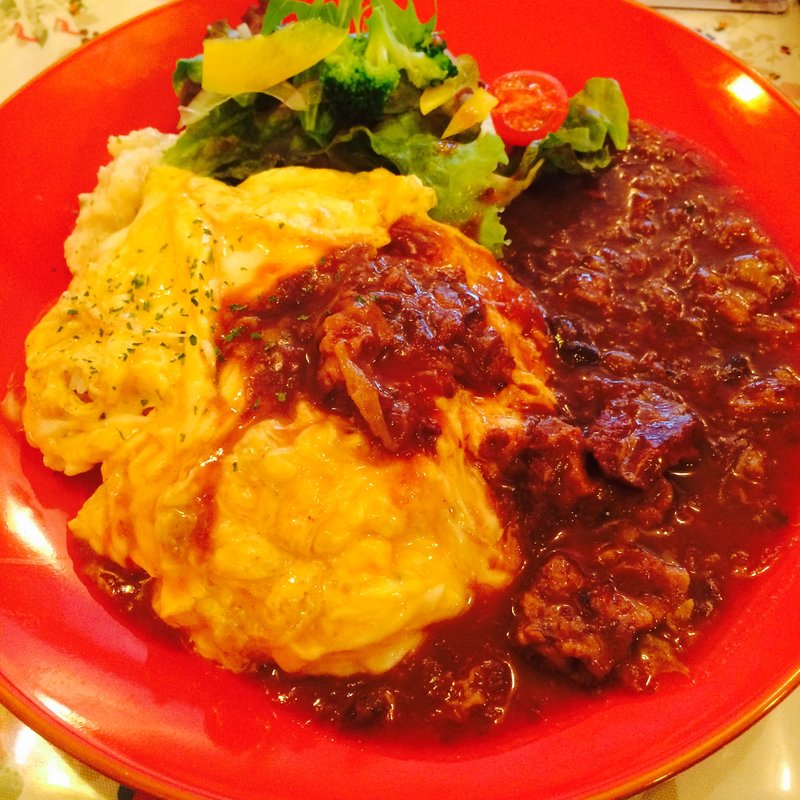 BEEFオムハヤシ(ビストロPOMELO)