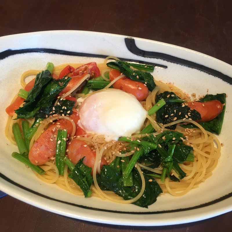 チョリソーとほうれん草の温たまのっけ(ここ音家 （ここねや）)