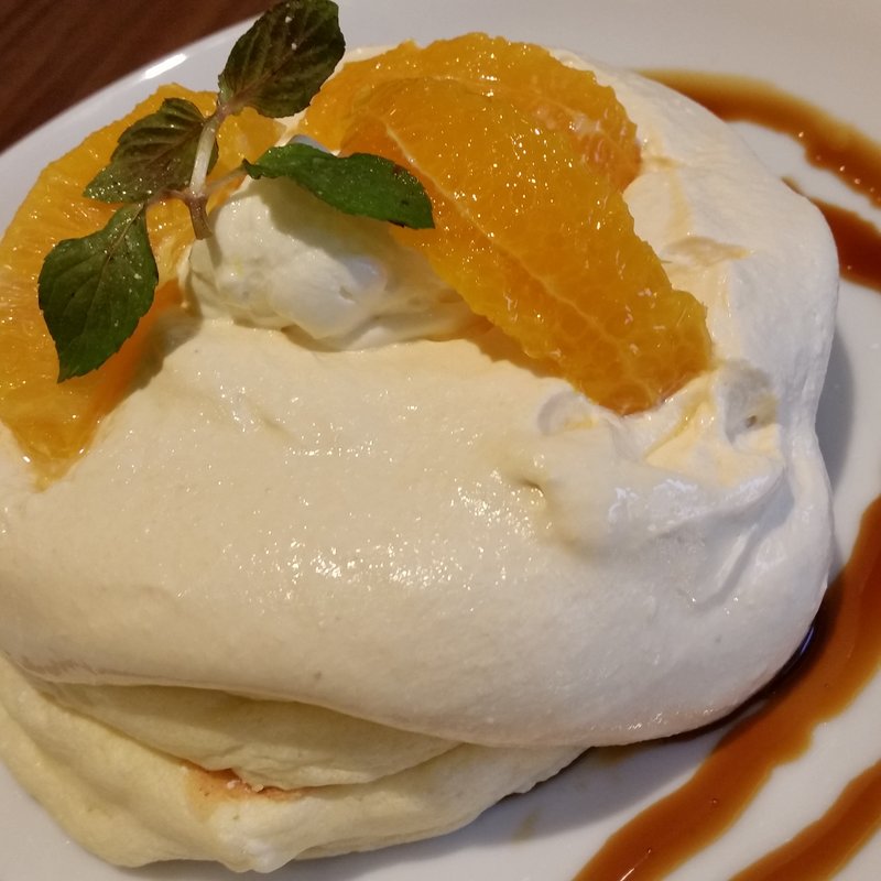 アプリコットクリームの リコッタパンケーキ(高倉町珈琲)