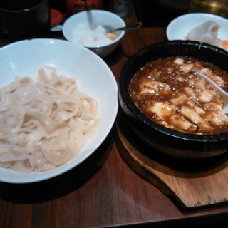 麻辣刀削麺(陳家私菜 有楽町店)