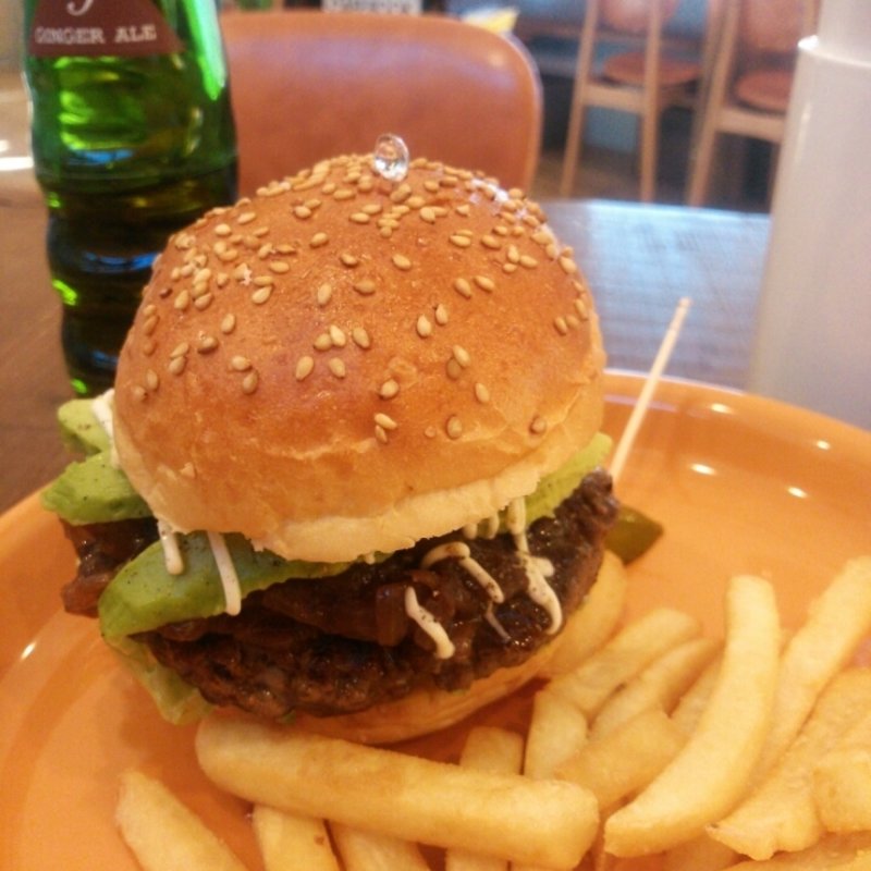 アボカドバーガー(マンチーズ )